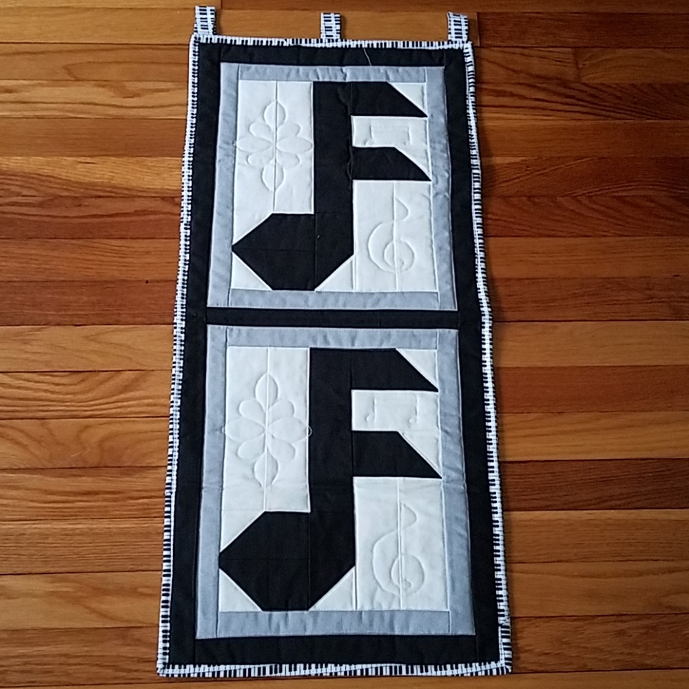 Musical Notes Wall hanging